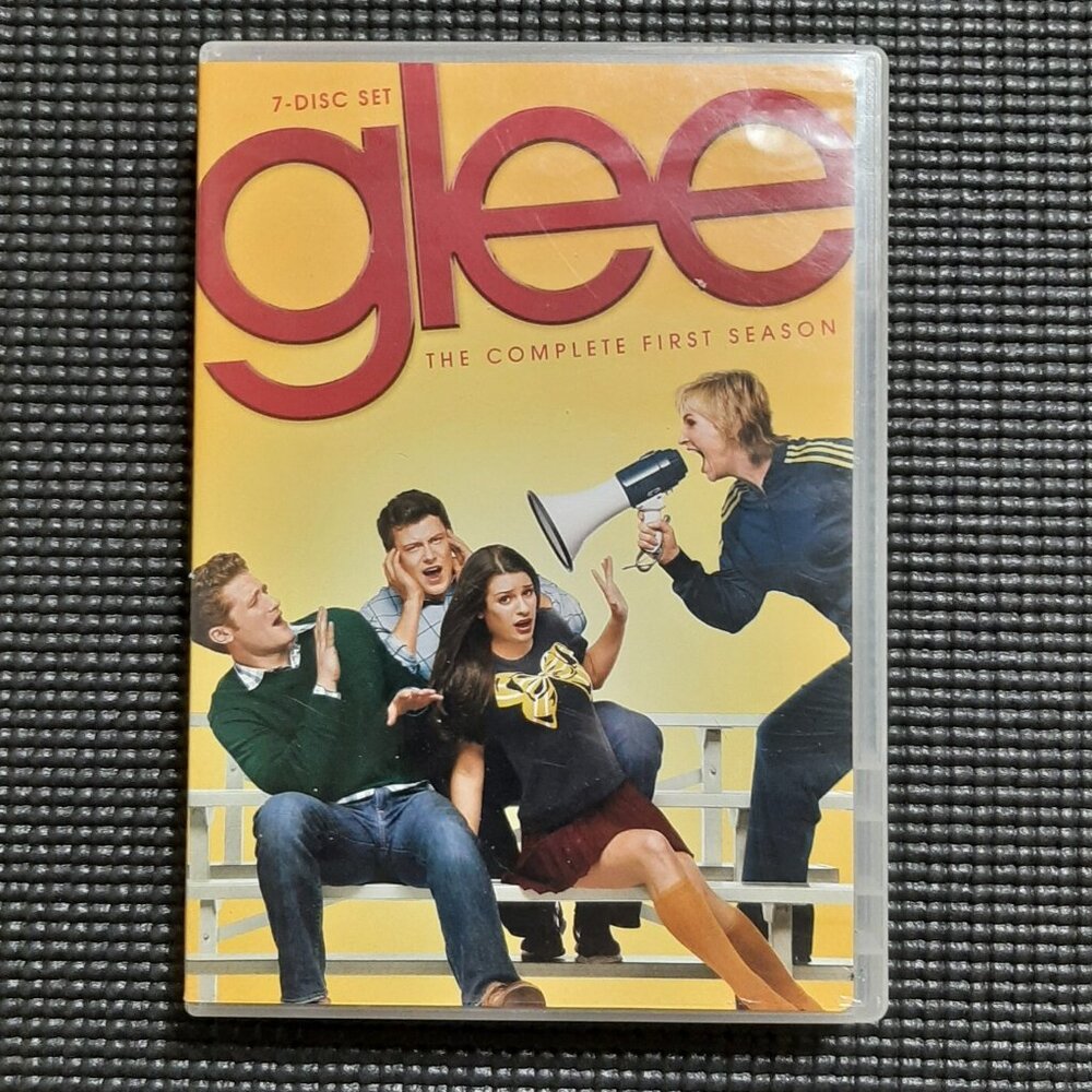 Glee: The Complete First Season (DVD, 2010, 7-Disc Set)